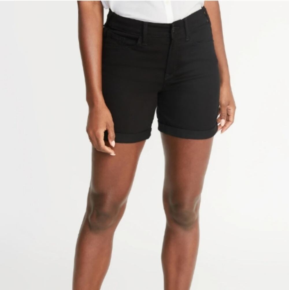 Old Navy "Perfect" 5-inch inseam Black Chino Shorts Sz. 4